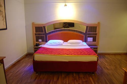 Hotel Park Plaza Madurai Eksteriør bilde